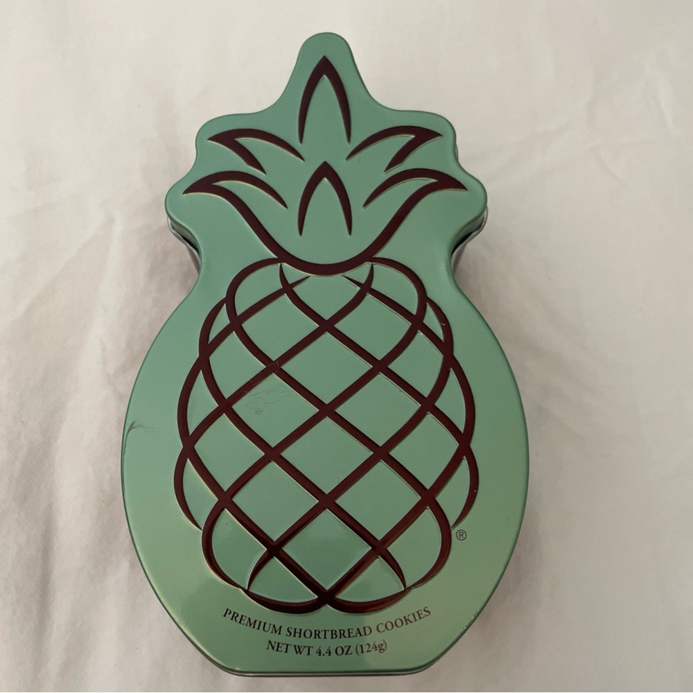 Honolulu Cookie Company Decorative Metal Pineapple Shaped Tin Empty‎ Collectible